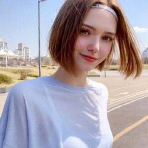 Meet your Posher, Les